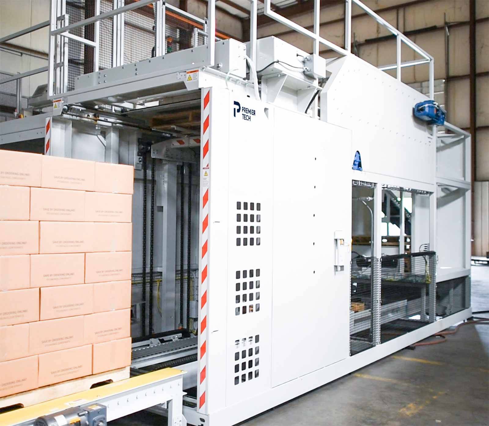 conventional-palletizer-APH-5480-video-1-splashimage Conventional palletizer for boxes - lateral view